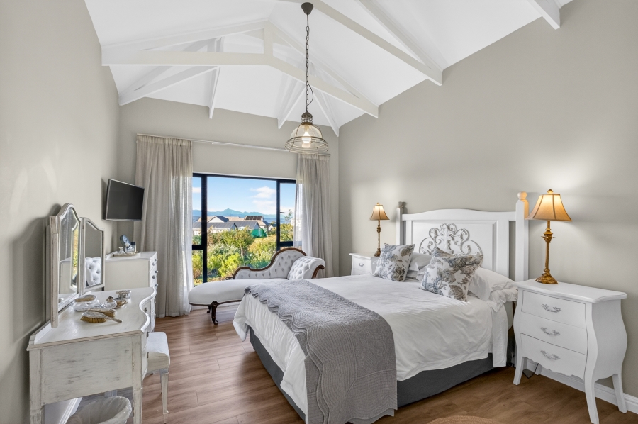 3 Bedroom Property for Sale in Baron View Western Cape